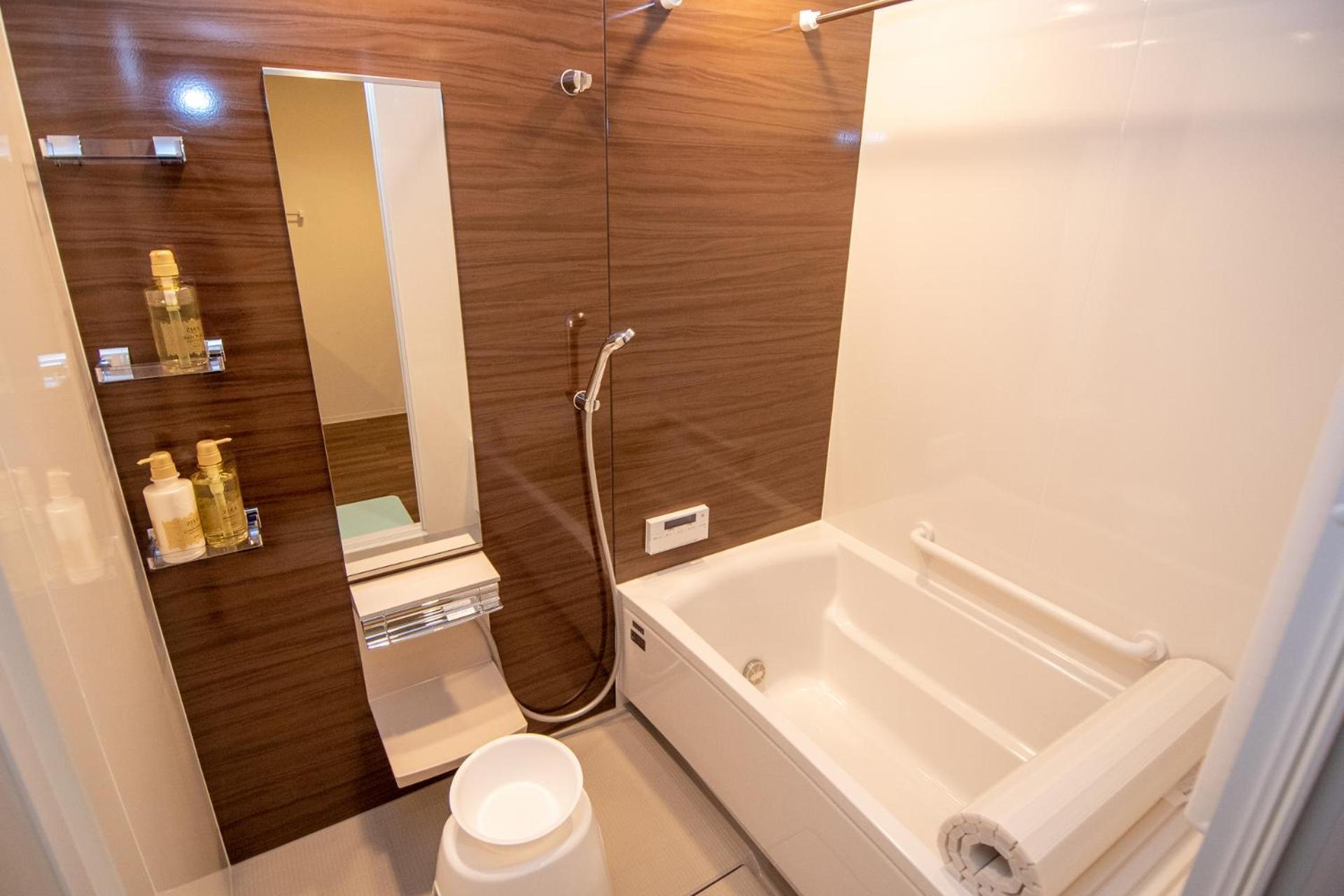 Shin-Imamiya Grand F Aparthotel Осака Екстериор снимка