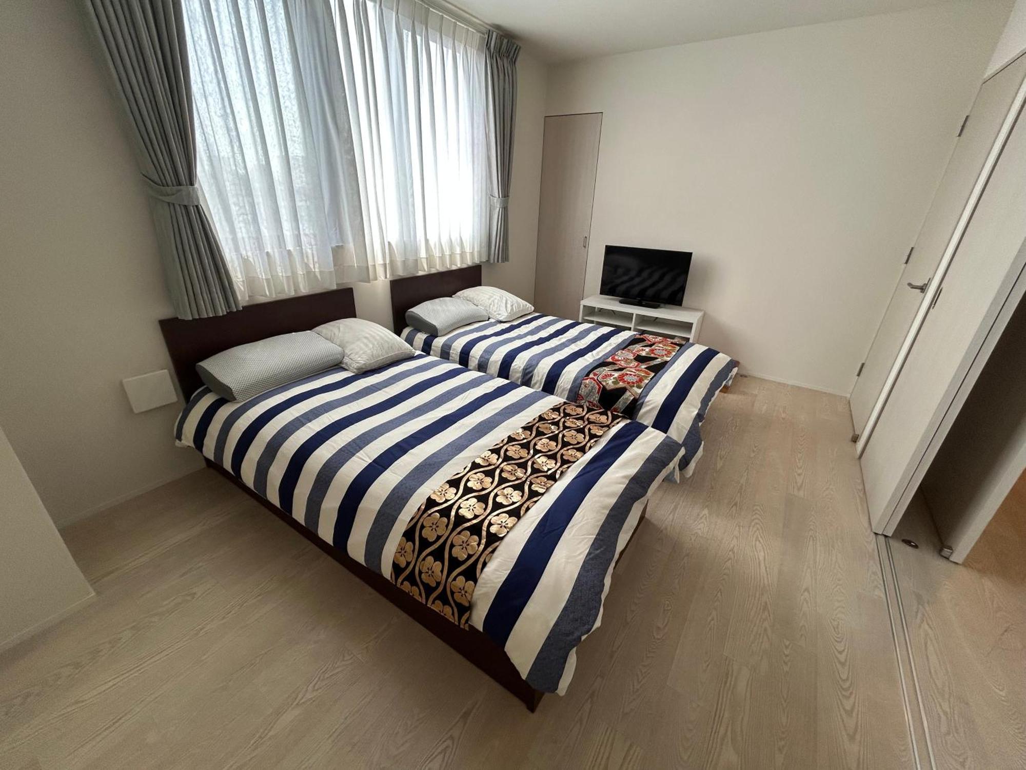 Shin-Imamiya Grand F Aparthotel Осака Екстериор снимка