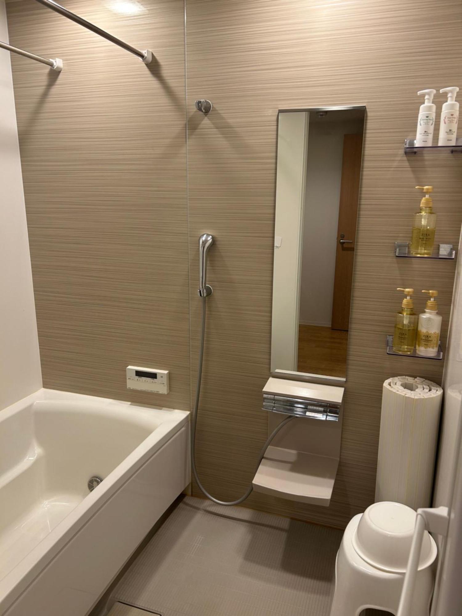 Shin-Imamiya Grand F Aparthotel Осака Екстериор снимка